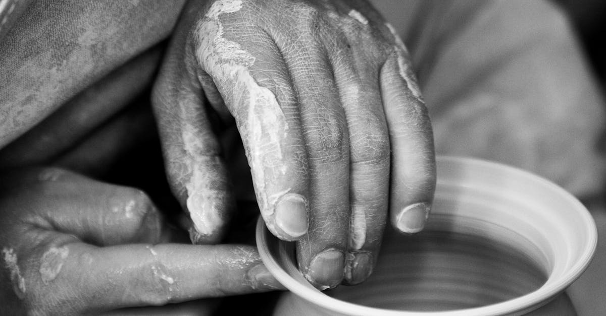 découvrez l'univers captivant des arts et métiers avec notre sélection de créations artisanales. inspirez-vous, apprenez et laissez libre cours à votre créativité grâce à nos conseils, tutoriels et idées de projets variés. plongez dans la magie du fait main !