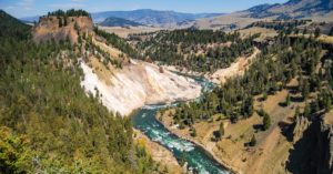 découvrez les destinations les plus inspirantes à travers le monde. conseils de voyage, expériences uniques et lieux à couper le souffle pour nourrir votre envie d’aventure et d’évasion.