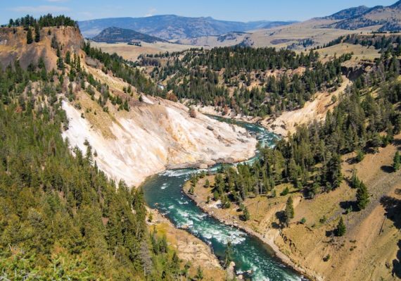 découvrez les destinations les plus inspirantes à travers le monde. conseils de voyage, expériences uniques et lieux à couper le souffle pour nourrir votre envie d’aventure et d’évasion.