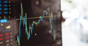 découvrez le trading, ses principes, stratégies et conseils pour débuter ou se perfectionner sur les marchés financiers. apprenez à analyser, investir et gérer les risques efficacement.